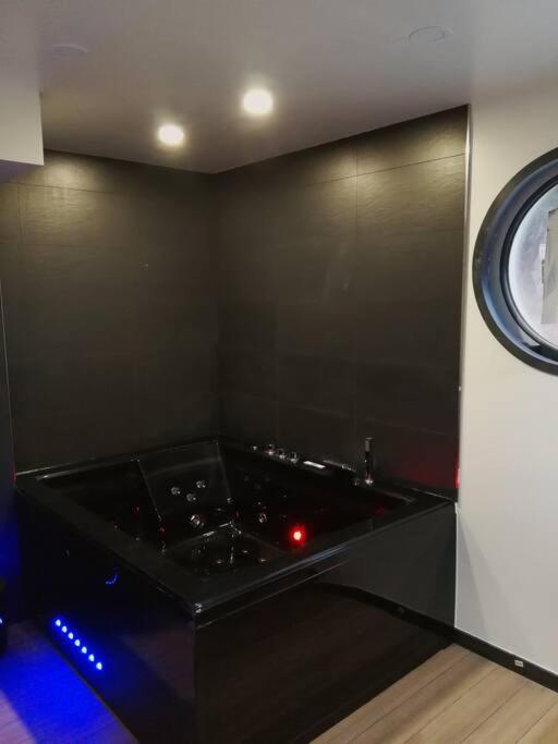 Villa Contemporaine F5 Cote Azur Ollioules Calme المظهر الخارجي الصورة
